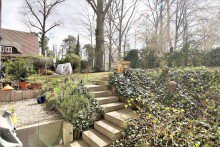 Terrasse-Garten Vermietete elegante Maisonette-Wohnung im vornehmen Nikolassee mit EBK und Garten