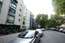 Strasse zum Park VERKAUFT: Bayerisches Viertel: Lichtdurchflutete 3-Zimmer-Wohnung m. Balkon & Tiefgaragenstellplatz