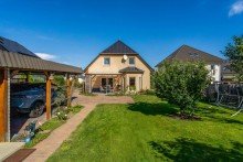 Ansicht Terrassenseite Am Park Sanssouci gelegen! Gepflegtes Einfamilienhaus versorgt durch Umweltw�rme